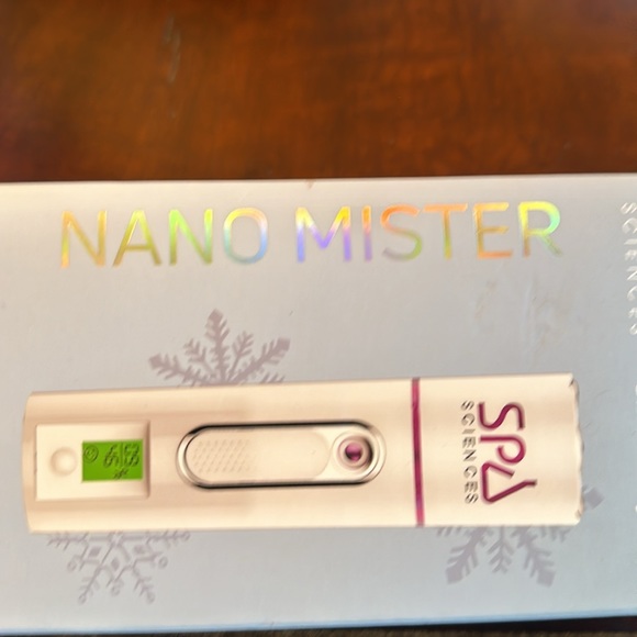 Spa Sciences Facial Mist Sprayer with Digital Skin Analyzer - Picture 3 of 8